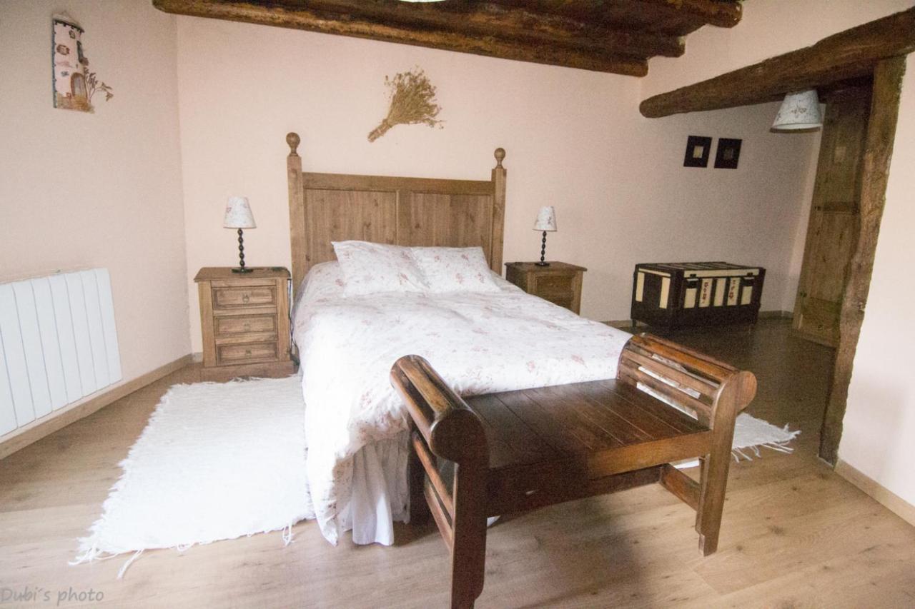 La Casita De Leire Pensionat Tamajon Eksteriør billede