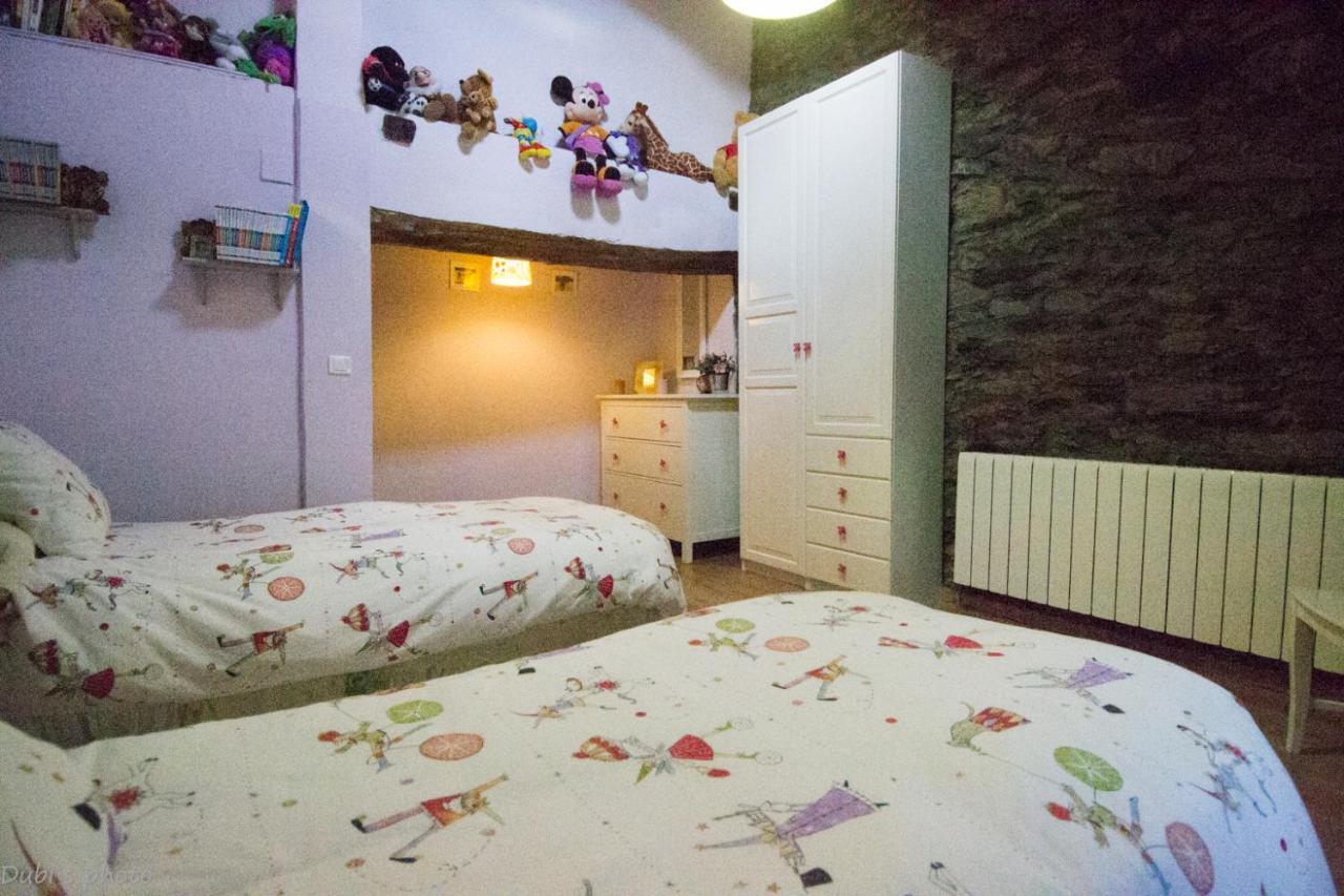 La Casita De Leire Pensionat Tamajon Eksteriør billede