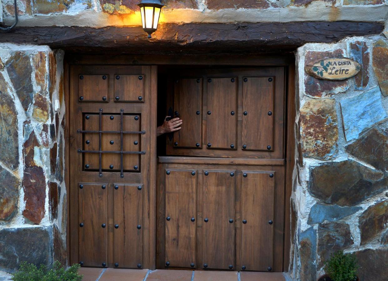 La Casita De Leire Pensionat Tamajon Eksteriør billede